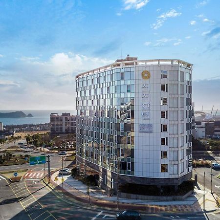 Shin Shin Hotel Jeju Worldcup Seogwipo Eksteriør bilde